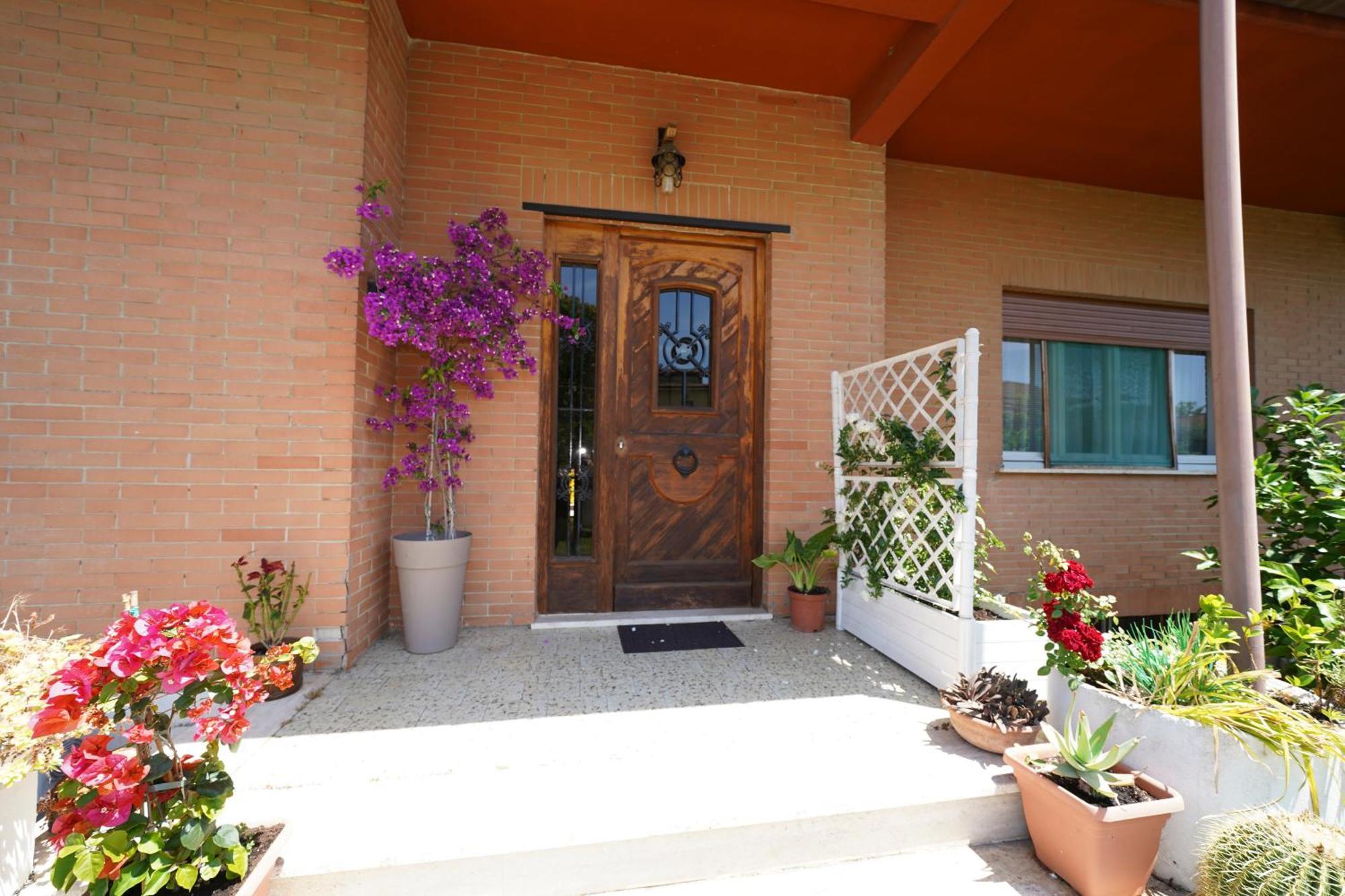 Da Piero E Gina Hotel Palidoro Exterior photo